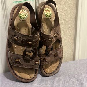 Earth Brown Leather Sandals